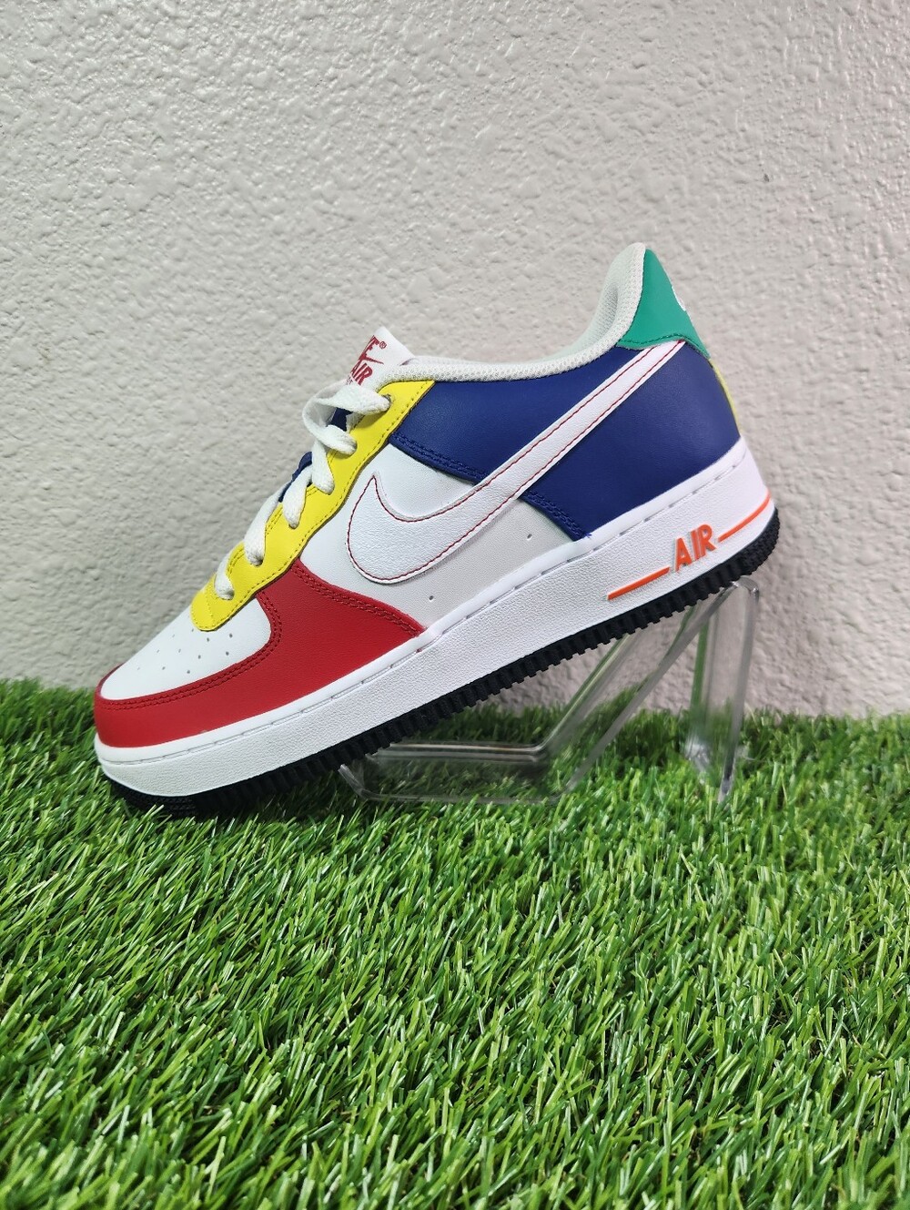 Nike Air Force 1 LV8 Low Rubik's Cube- Size 6Y/ WMNS Size 7.5